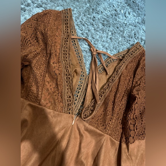 COPY - Soft velvet Dress - Picture 4 of 4